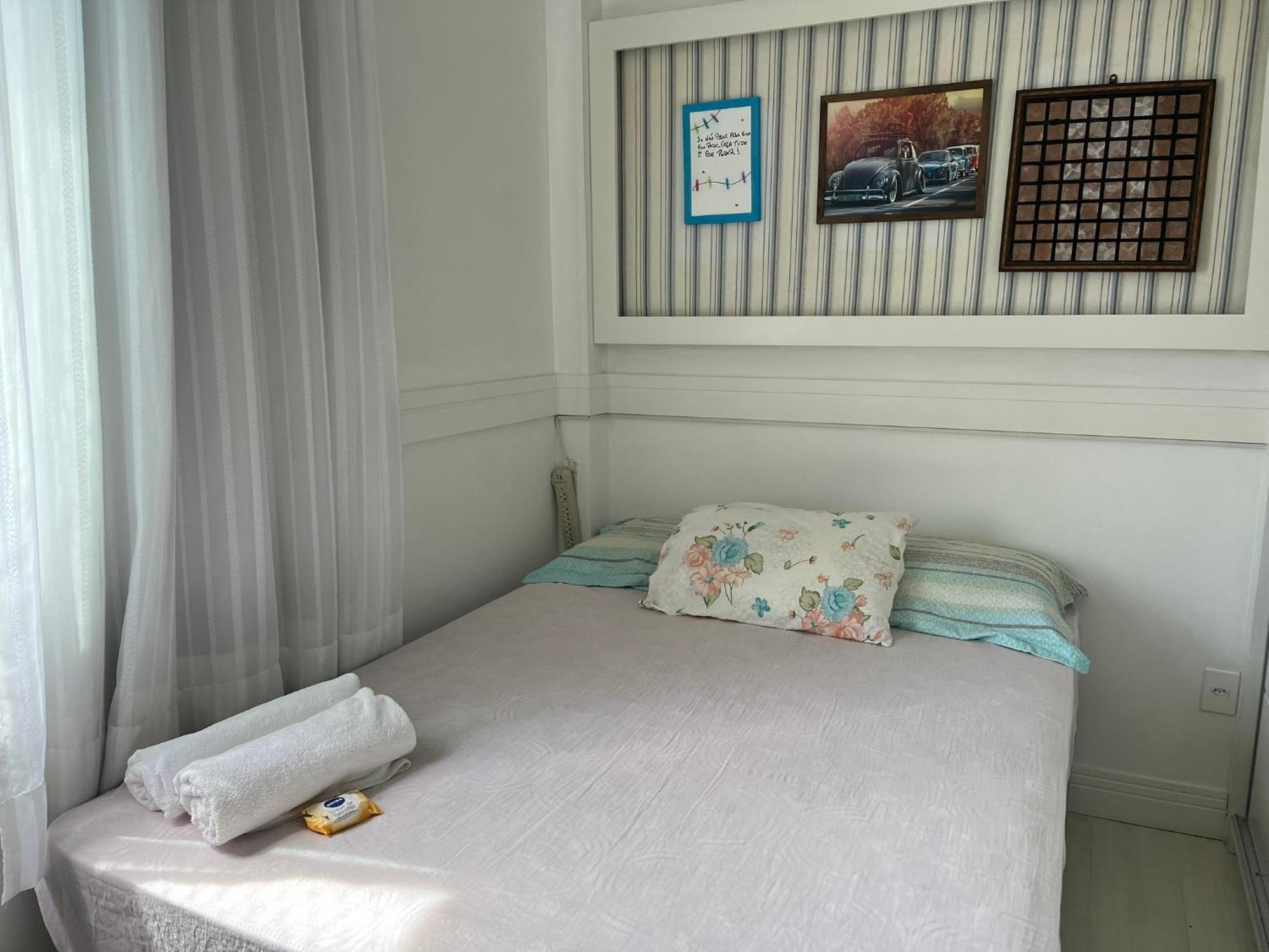 E Quartos No Centro De * Blumenau