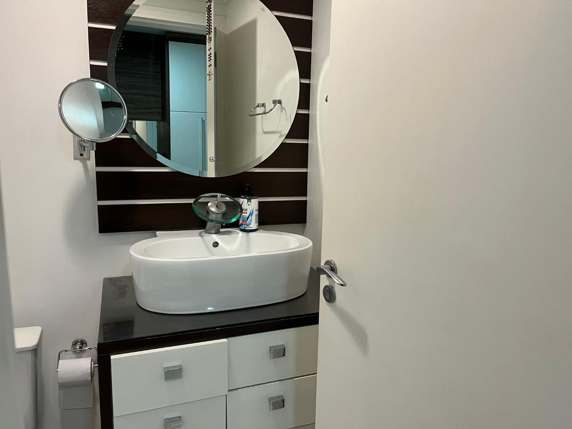 E Quartos No Centro De * Blumenau
