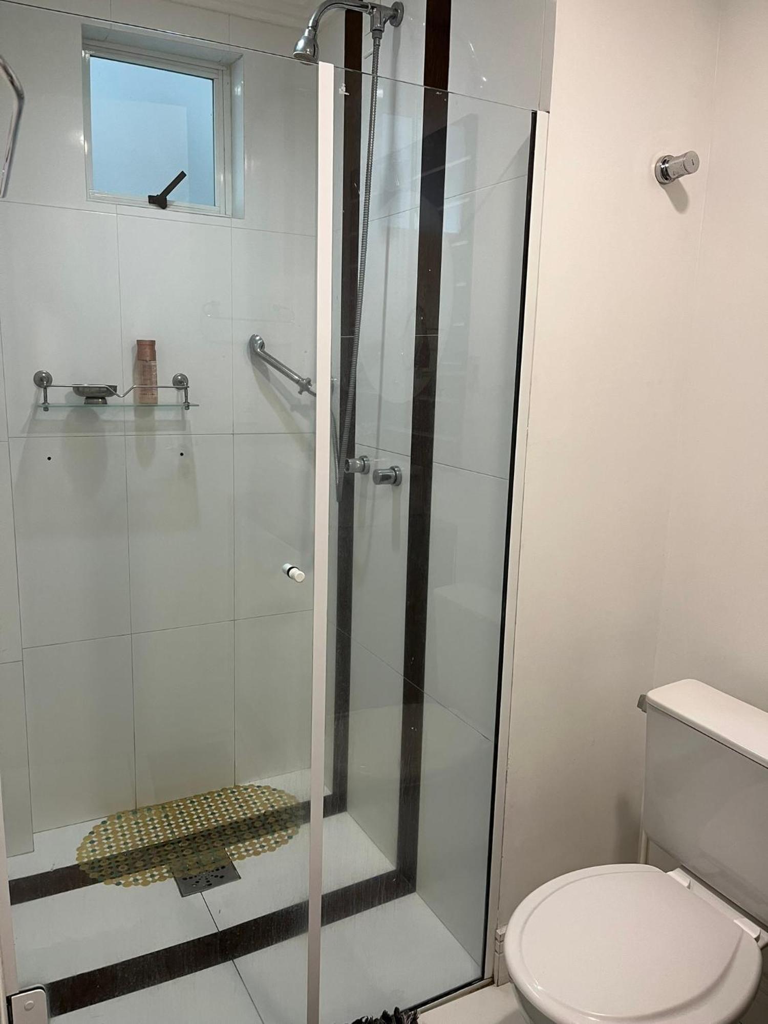 E Quartos No Centro De Quarto em Acomodações Particulares *